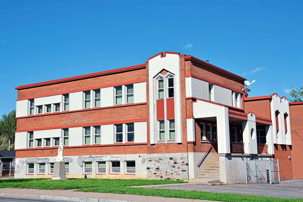 SaintPauldel'ÎleauxNoix veut une nouvelle école Coup d’œil