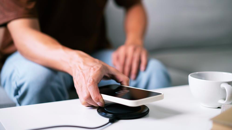 Téléphone qui n’a plus de batterie et ne charge pas